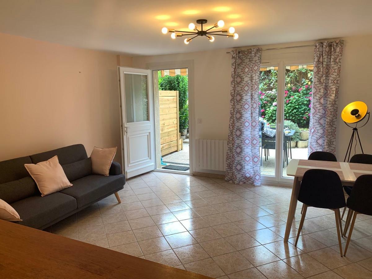 La Grange De Meme Yvette Apartment Vaulnaveys-le-Haut Exterior photo